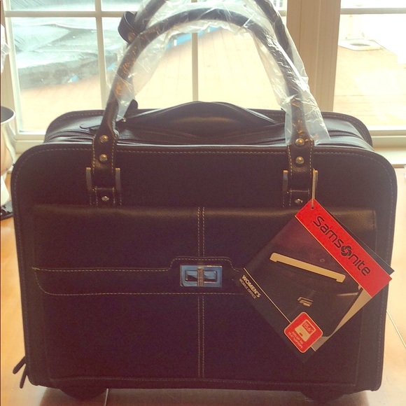 Samsonite Handbags - NWT Samsonite Mobile Office